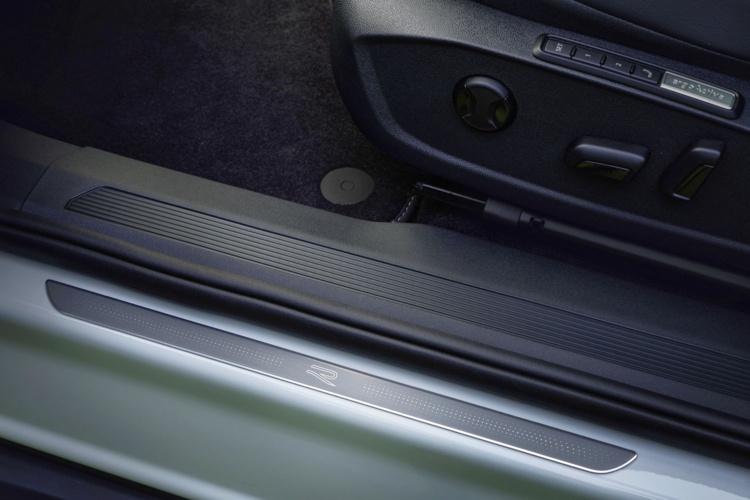 Volkswagen ID. Tiguan R-Line interiér