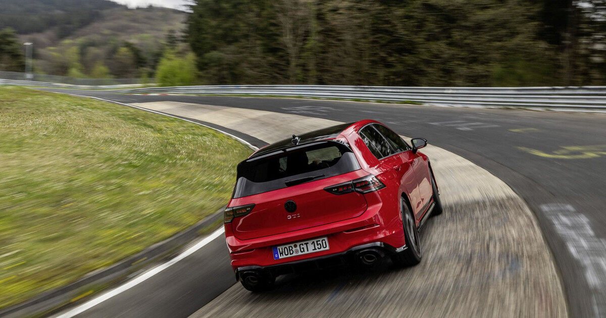 DO DETAILOV: Toto je nový Volkswagen Golf GTI EDITION 50 - Volkswagen Blog