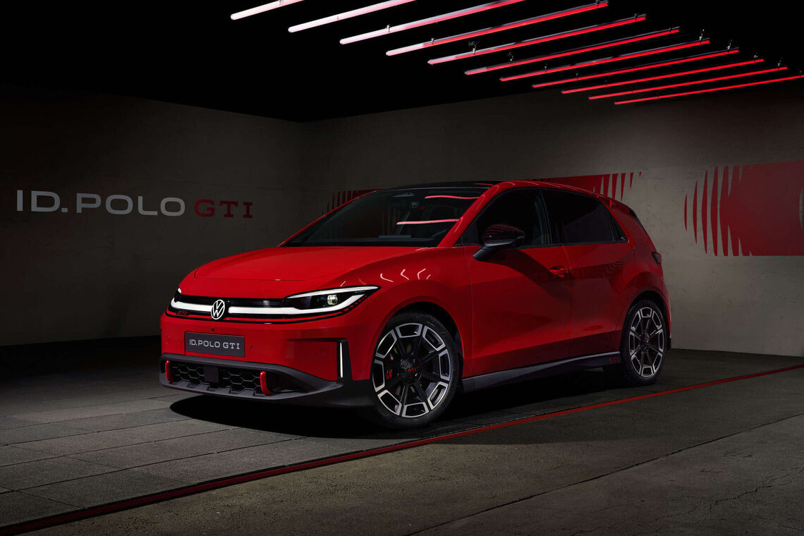Volkswagen ID. Polo GTI spredu v oficiálnom štúdiu. Foto: Volkswagen AG (DB2026AU00408).