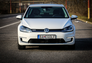 Volkswagen e-Golf test 006