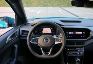 VW T-Cross test007